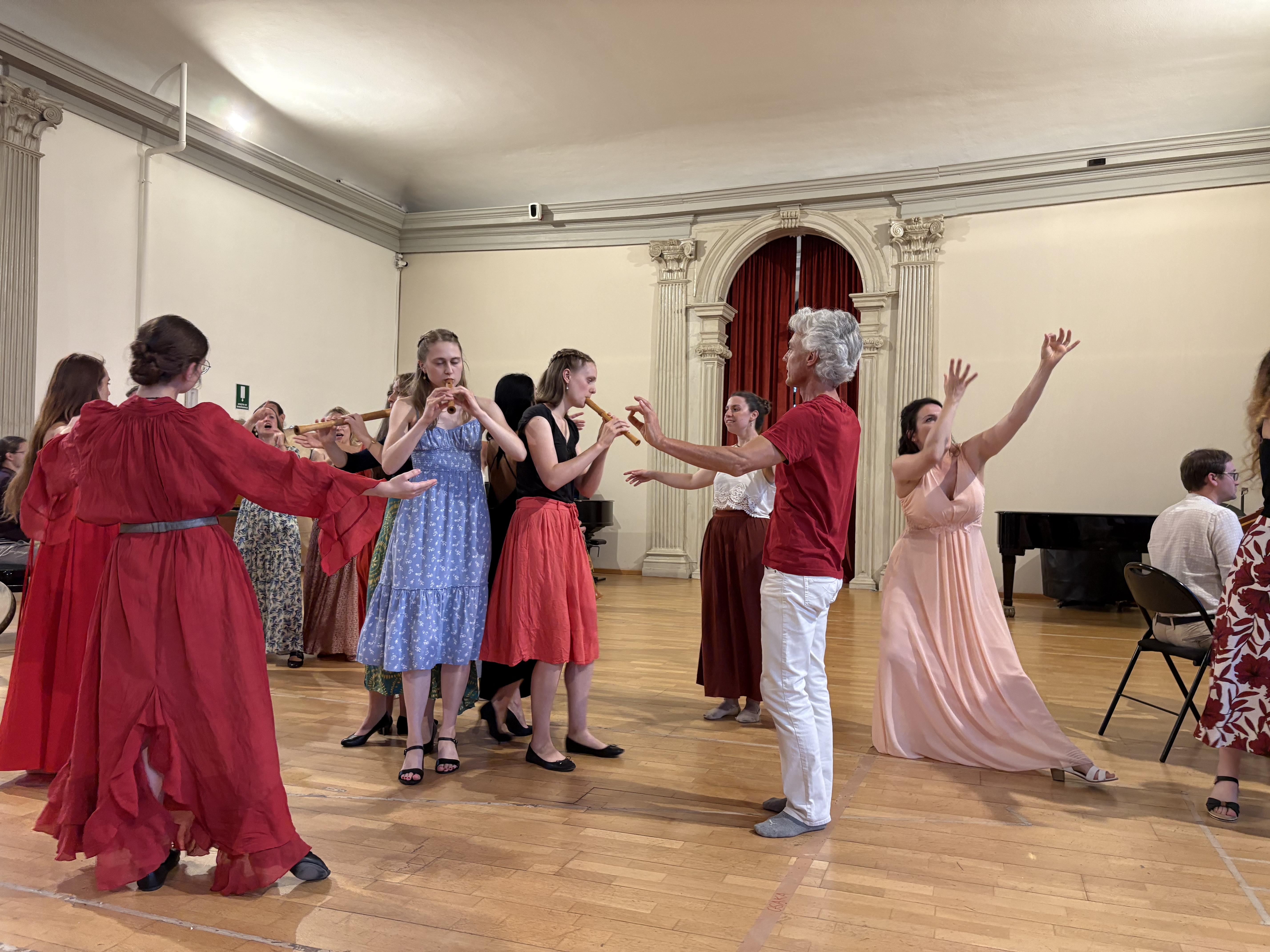 Bernd Niedecken, Dozent für Szenographie und Historischer Tanz